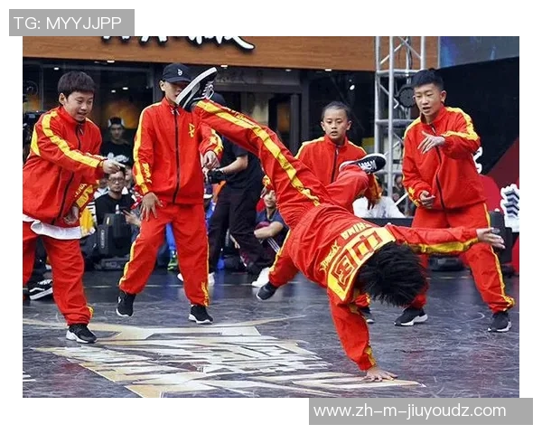 张开印与播求对决精彩视频解析两位搏击高手的巅峰对决瞬间